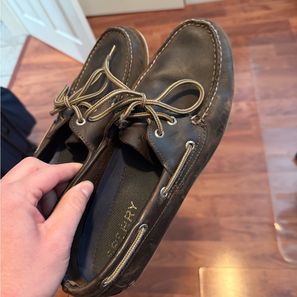 Sperrys - Picture 2 of 3